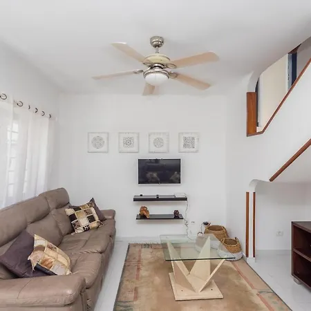 3br House - Parking - Pool - 15 Min Walk To 펜션 Mogán