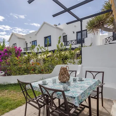 3br House - Parking - Pool - 15 Min Walk To 펜션 *